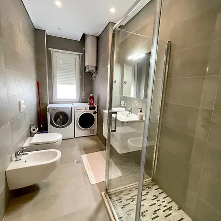 Queen's Luxury דירה טיראנה