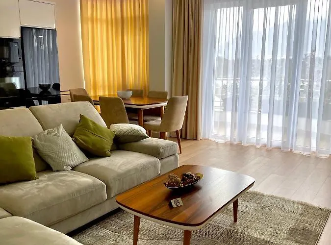 公寓 Queen's Luxury 地拉那